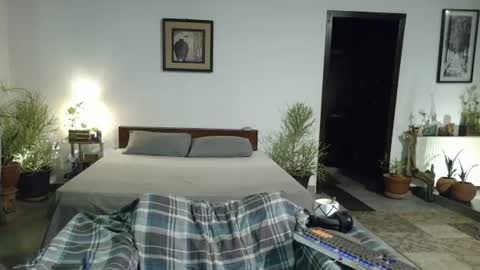 Cool2Buddies online show from 07-28-26, 06:42