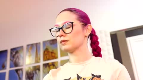 Ginger The Cringer online show from 08-04-26, 09:01