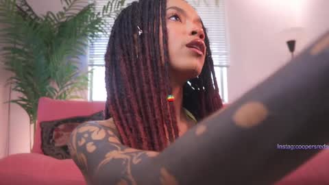 Snapshot of cooper_reds chatting on 02-14-25, 08:37 ROSELL 3 online show from 02-14-25, 08:37