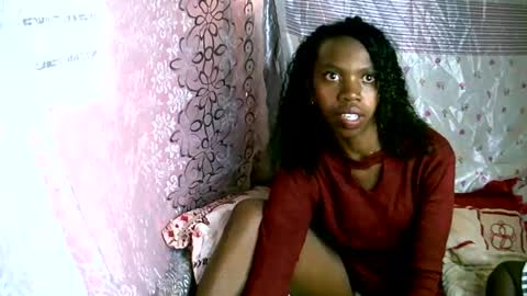 Snapshot of coquine_lara chatting on 04-27-26, 12:36 coquine_lara online show from 04-27-26, 12:36