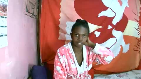 Snapshot of coquine_lara chatting on 05-06-26, 10:53 coquine_lara online show from 05-06-26, 10:53
