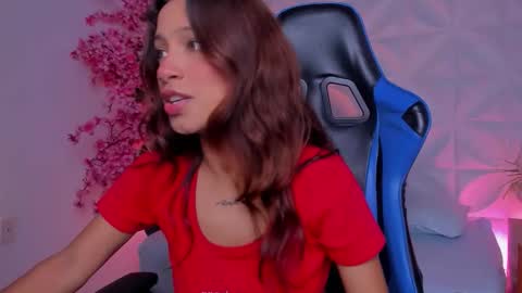  CORA  online show from 12-05-25, 01:20