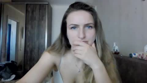 Snapshot of cora_fora chatting on 03-11-26, 10:10 cora_fora online show from 03-11-26, 10:10
