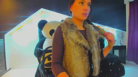 Coral  online show from 03-12-25, 12:26