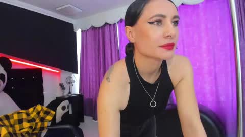 Coral  online show from 09-12-25, 03:01