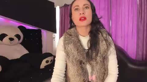 Snapshot of coral_gibson chatting on 06-09-26, 01:34 Coral online show from 06-09-26, 01:34