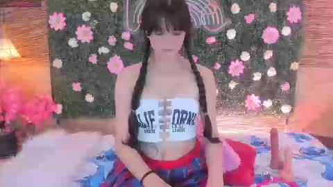 Snapshot of coralinexxx07 chatting on 09-16-25, 12:00 Coraline uwu     Bienvenidos al dulce mundo de Coraline    Hola amores soy Coraline  Una chica  tierna juguetona online show from 09-16-25, 12:00