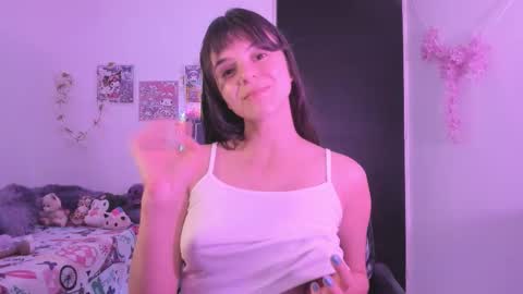Snapshot of coralinexxx07 chatting on 03-06-26, 02:19 Coraline uwu Bienvenidos al dulce mundo de Coraline Hola amores soy Coraline Una chica tierna juguetona online show from 03-06-26, 02:19