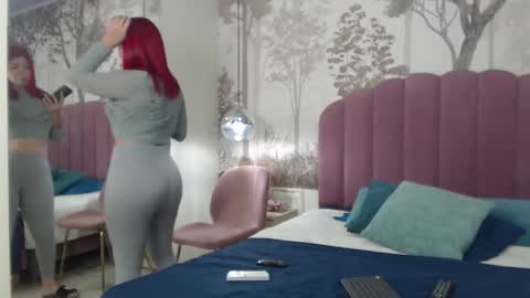 corineray online show from 10-20-25, 03:12