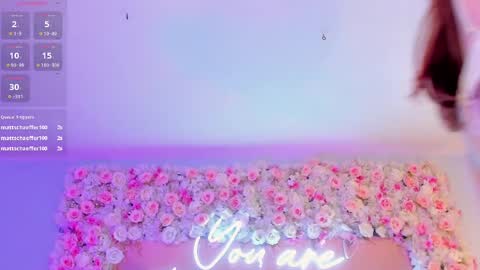 Snapshot of corinnerusso chatting on 02-09-25, 10:09 Corinne Russo online show from 02-09-25, 10:09