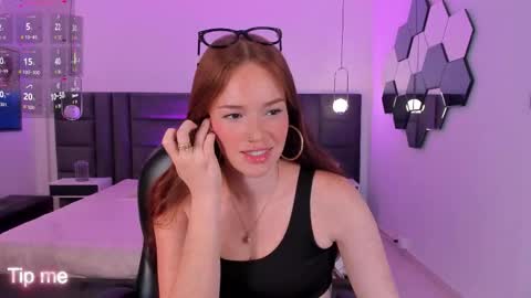 Snapshot of corinnerusso chatting on 01-14-26, 05:02 Corinne Russo online show from 01-14-26, 05:02