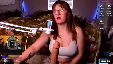 Snapshot of cornchloestar chatting on 10-30-25, 07:14 cornchloestar online show from 10-30-25, 07:14