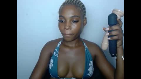 cornxcunt online show from 11-17-25, 07:41