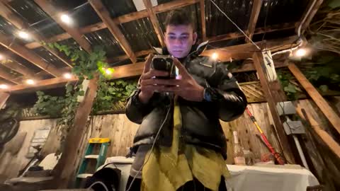 coronelking online show from 12-31-24, 03:01