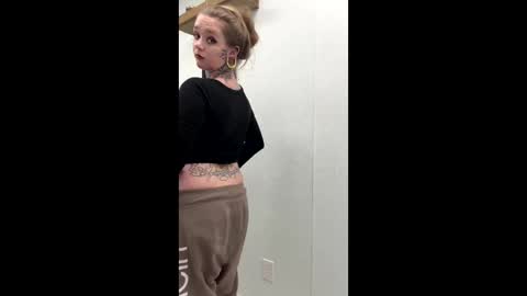 corpsechick online show from 12-16-24, 11:18