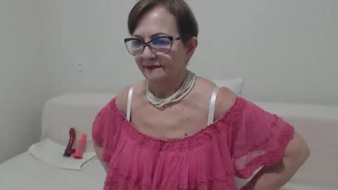 Snapshot of corssika chatting on 01-20-25, 10:15 corssika online show from 01-20-25, 10:15