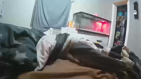 Snapshot of corynkayla23 chatting on 10-10-25, 04:55 corynkayla23 online show from 10-10-25, 04:55