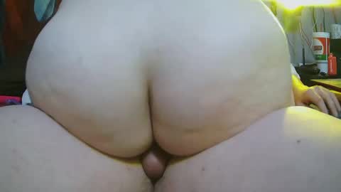 Snapshot of corynkayla23 chatting on 10-31-25, 06:47 corynkayla23 online show from 10-31-25, 06:47