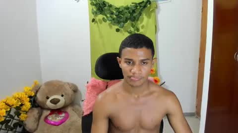 Ethan  online show from 02-18-25, 02:16