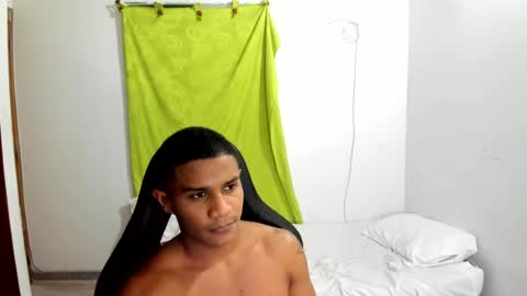 Ethan  online show from 06-25-26, 01:16