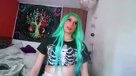 cosmic_crystal online show from 02-18-25, 07:52