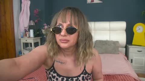 cougarmilf_ online show from 04-26-26, 02:04