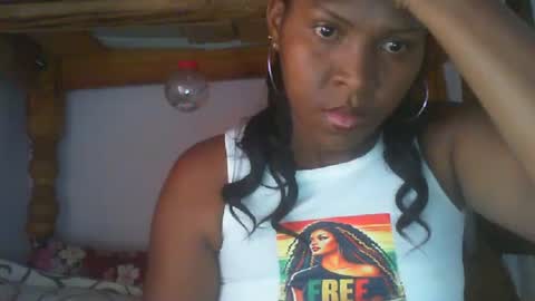 couleur_vanille online show from 12-28-24, 05:44