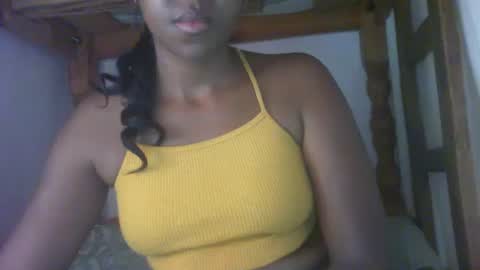 couleur_vanille online show from 01-30-25, 07:29