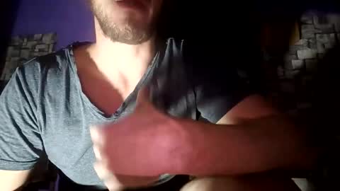 Snapshot of couple1622 chatting on 11-29-25, 11:19 couple1622 online show from 11-29-25, 11:19