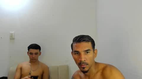 Snapshot of couple_bigcock_ chatting on 10-13-25, 12:43 aron y stivens online show from 10-13-25, 12:43