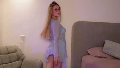 Kay online show from 07-12-26, 03:08