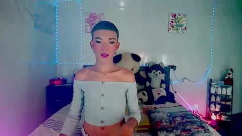 ALEXA  KIM online show from 10-19-25, 06:08