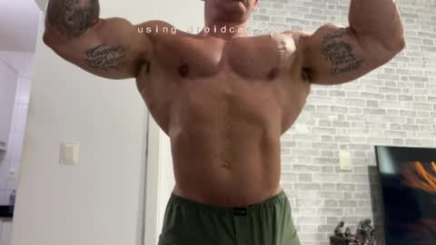 couplemuscle40 online show from 06-02-26, 02:41