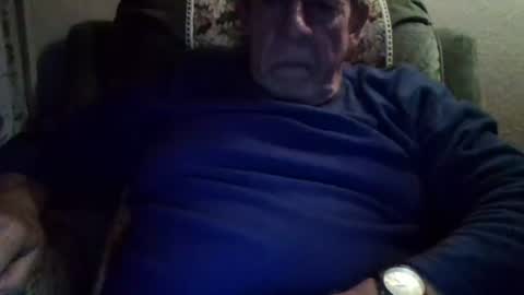 Snapshot of courieral1 chatting on 01-11-25, 05:20 courieral1 online show from 01-11-25, 05:20