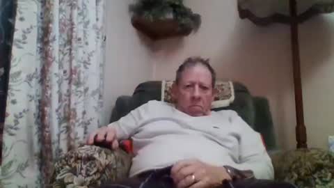 Snapshot of courieral1 chatting on 02-17-25, 05:58 courieral1 online show from 02-17-25, 05:58