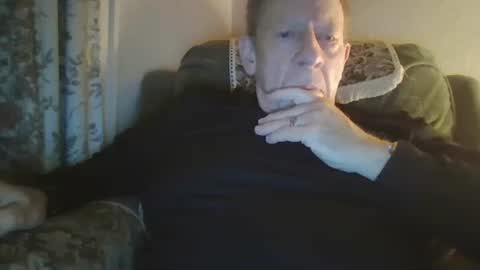 Snapshot of courieral1 chatting on 10-13-25, 05:29 courieral1 online show from 10-13-25, 05:29