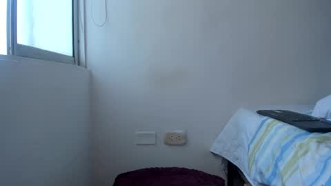 Marce  Online 1pm - 7pm gmt-5 online show from 12-19-25, 01:29