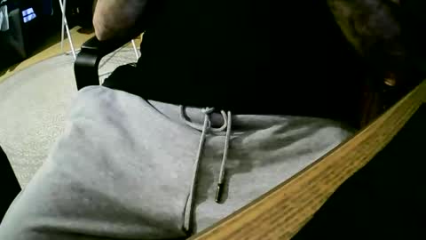 Snapshot of coyote017 chatting on 02-23-25, 10:28 coyote017 online show from 02-23-25, 10:28