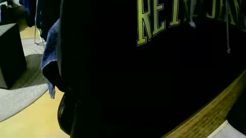 Snapshot of coyote017 chatting on 11-05-25, 06:52 coyote017 online show from 11-05-25, 06:52