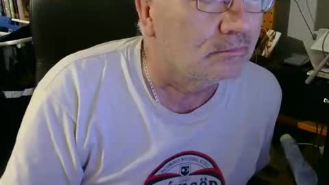 Snapshot of coyote017 chatting on 01-17-26, 03:39 coyote017 online show from 01-17-26, 03:39