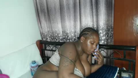 Erykah online show from 05-13-26, 06:38