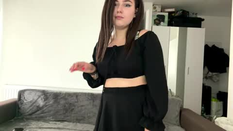 cozypeoni online show from 05-17-26, 12:45