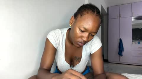 Taliee online show from 07-17-26, 01:12