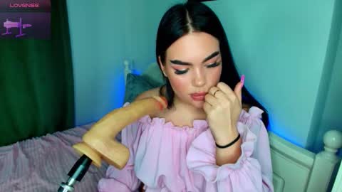 Eva online show from 11-07-25, 07:19