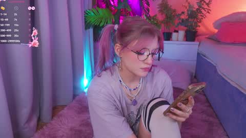 Sonya online show from 12-04-24, 01:14