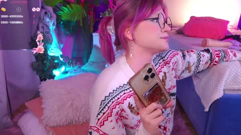 Sonya online show from 12-26-24, 03:49