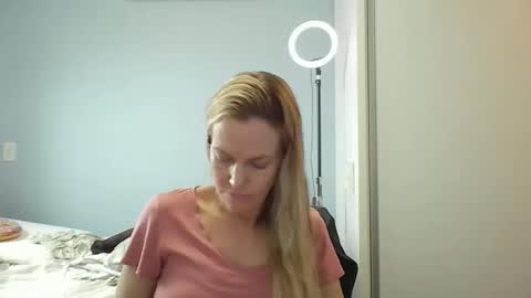 Anny online show from 02-27-26, 10:48