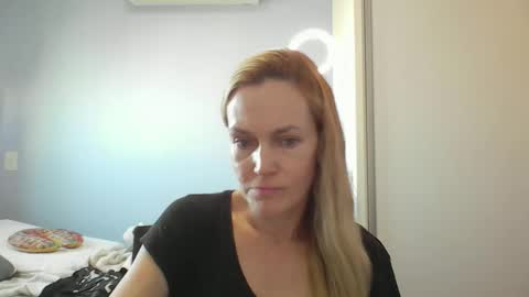 Anny online show from 03-24-26, 10:20