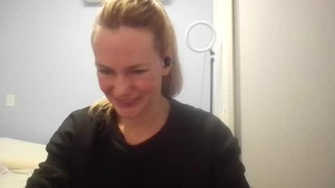 Anny online show from 07-13-26, 12:24