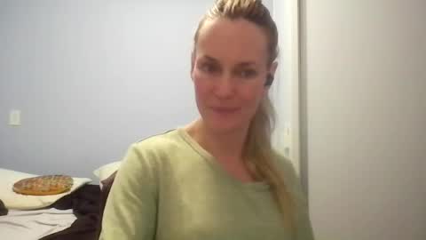 Anny online show from 07-27-26, 12:17